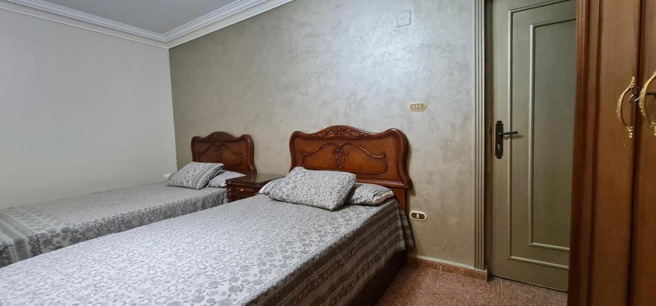 Comfy 2 Bedrooms In 98-4 Apartment *